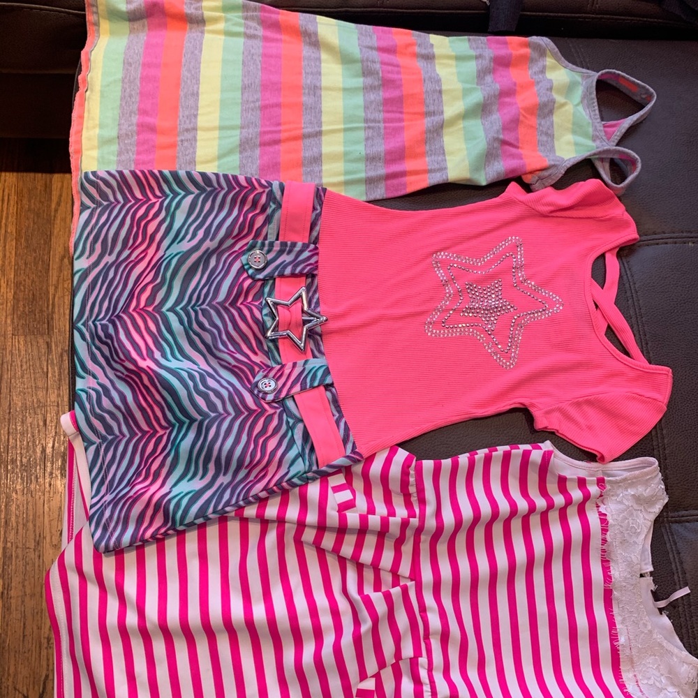 💕Lot of 3 summer dresses💕